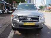 Cần bán Ford Everest AT năm sản xuất 2012, màu bạc, giá tốt