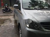 Cần bán lại xe Toyota Innova G đời 2010, màu bạc chính chủ, 475 triệu