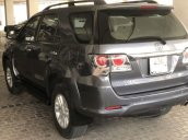 Bán Toyota Fortuner V 2012, màu xám 