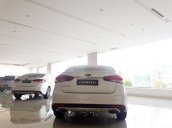 Bán Kia Cerato 1.6 MT đời 2018, màu trắng