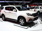 Cần bán xe Isuzu mu-X 3.0AT 2017, màu trắng, xe nhập