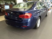 Bán xe BMW 3 Series 320i model 2018, xanh lam, nhập khẩu chính hãng, giao toàn quốc, trả trước 400 triệu nhận xe