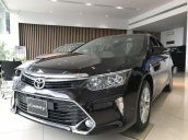 Bán Toyota Camry sản xuất năm 2018, màu đen, giá tốt