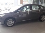 Bán Ford Focus 1.5 Ecoboost bản Titanium Sedan màu nâu hổ phách mới 100%, giá tốt. L/H 090.778.2222