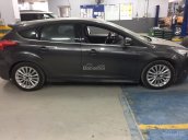 Bán Ford Focus 1.5 Ecoboost bản Hatchback mới 100% màu ghi ánh thép, giá cạnh tranh. L/H 090.778.2222