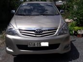 Cần bán xe Toyota Innova G sản xuất năm 2011, màu vàng cát, giá cạnh tranh