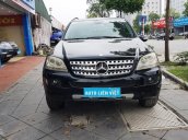 Cần bán gấp Mercedes đời 2006, màu đen