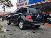 Cần bán gấp Mercedes đời 2006, màu đen