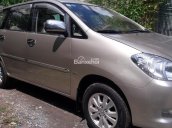 Bán ô tô Toyota Innova G đời 2011, màu vàng cát, giá cạnh tranh