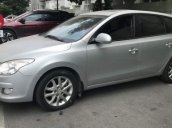 Bán Hyundai i30 1.6 AT đời 2010, màu bạc xe gia đình