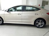 Bán Hyundai Elantra Sport giao ngay, hỗ trợ ngân hàng 90%