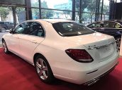 Bán ô tô Mercedes E 250 2018, màu trắng