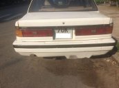 Cần bán gấp Nissan Bluebird 1985, màu trắng, giá 32tr