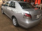 Cần bán xe Toyota Vios năm 2009, màu bạc chính chủ, giá tốt