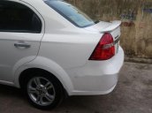 Bán xe Chevrolet Aveo năm 2016, màu trắng số tự động, giá chỉ 350 triệu