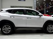 Bán xe Hyundai Tucson 2.0 Base 2018, màu trắng