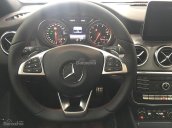 Cần bán lại xe Mercedes GLA 250 4matic năm sản xuất 2017, màu đỏ như mới