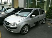 Cần bán gấp Hyundai Getz 1.4AT sản xuất năm 2009, màu bạc, giá tốt