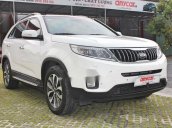 Bán Kia Sorento 2.4 Gath 2017, màu trắng, giá 886tr