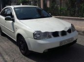 Cần bán gấp Daewoo Lacetti 1.6 EX năm 2005, màu trắng xe gia đình