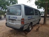 Cần bán Toyota Hiace đời 2002, màu xanh ngọc, mới 95%, giá chỉ 85tr