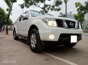 Cần bán gấp xe Nissan Navara 2.5AT 2015 (2 cầu), màu trắng