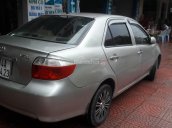 Bán Toyota Vios sản xuất 2007, màu kem (be) xe gia đình, giá chỉ 175tr