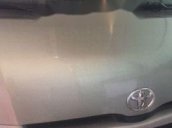 Cần bán Toyota Hiace 2009, màu bạc xe gia đình