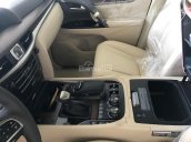 Bán xe Lexus LX570 Mỹ, sản xuất 2018, màu vàng, nhập khẩu mới 100%