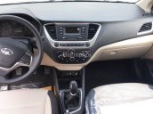 Cần bán xe Hyundai Accent 1.4 MT sản xuất năm 2018, màu trắng