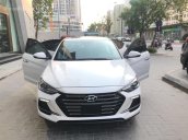 Cần bán xe Hyundai Elantra 1.6 Turbo 2018, màu trắng, giá tốt