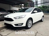 Bán Ford Focus Trend 5 cửa Ecoboost 1.5L năm sản xuất 2018, màu trắng hỗ trợ trả góp 80%