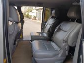 Cần bán xe Toyota Sienna LE sản xuất năm 2009, màu bạc, nhập khẩu nguyên chiếc