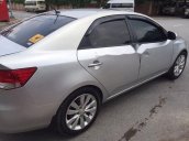 Cần bán gấp Kia Forte 2011, màu bạc như mới