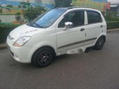 Cần bán Chevrolet Spark năm sản xuất 2010, màu trắng chính chủ