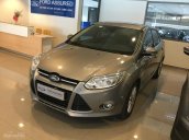 Cần bán Ford Focus 2.0L Titanium năm 2015, màu xám (ghi), hỗ trợ vay ngân hàng