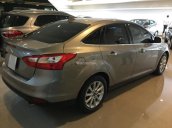 Cần bán Ford Focus 2.0L Titanium năm 2015, màu xám (ghi), hỗ trợ vay ngân hàng