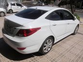 Bán Hyundai Accent MT đời 2013, màu trắng, nhập khẩu xe gia đình, 395 triệu