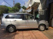 Cần bán gấp Toyota Innova sản xuất 2009 xe gia đình