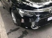 Cần bán xe Toyota Camry 2.5 Q đời 2018, màu đen, giá tốt
