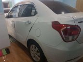 Cần bán gấp Hyundai Grand i10 đời 2016, màu trắng xe gia đình, 389tr