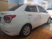 Cần bán gấp Hyundai Grand i10 đời 2016, màu trắng xe gia đình, 389tr