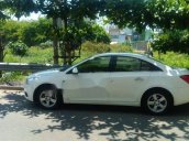 Cần bán lại xe Chevrolet Cruze sản xuất 2011, màu trắng