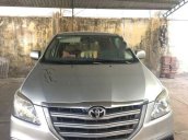 Cần bán xe Toyota Innova đời 2014, màu bạc chính chủ, giá tốt