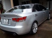 Cần bán xe Kia Forte 2010, màu bạc xe gia đình, 331tr