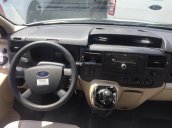 Bán xe Ford Transit, bản tiêu chuẩn màu bạc, hỗ trợ trả góp tại Thái Bình