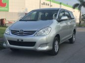 Bán xe Toyota Innova năm 2010, màu bạc, giá chỉ 275 triệu