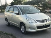 Bán xe Toyota Innova năm 2010, màu bạc, giá chỉ 275 triệu