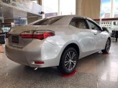 Cần bán xe Toyota Corolla altis năm 2018