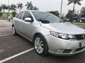 Cần bán gấp Kia Cerato sản xuất năm 2009, màu bạc